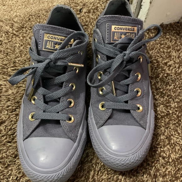 Converse - Picture 1 of 5